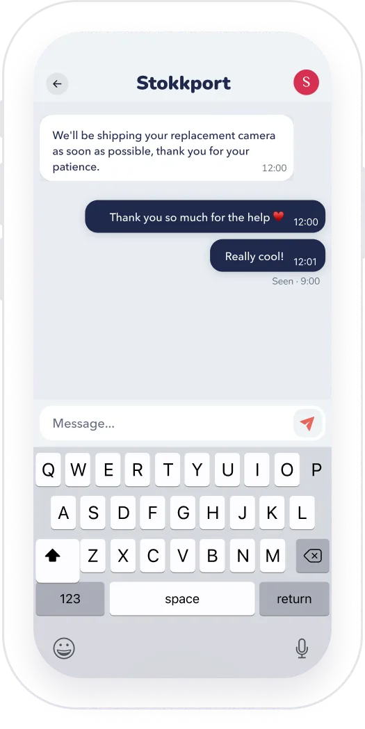 App screenshot showing a chat between a customer and a merchant